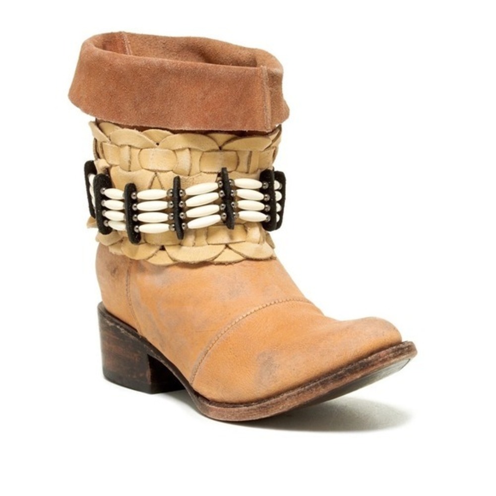 Freebird By Steven Barra Boots‎ Beaded Leather Distressed Women's Size 6 Brown